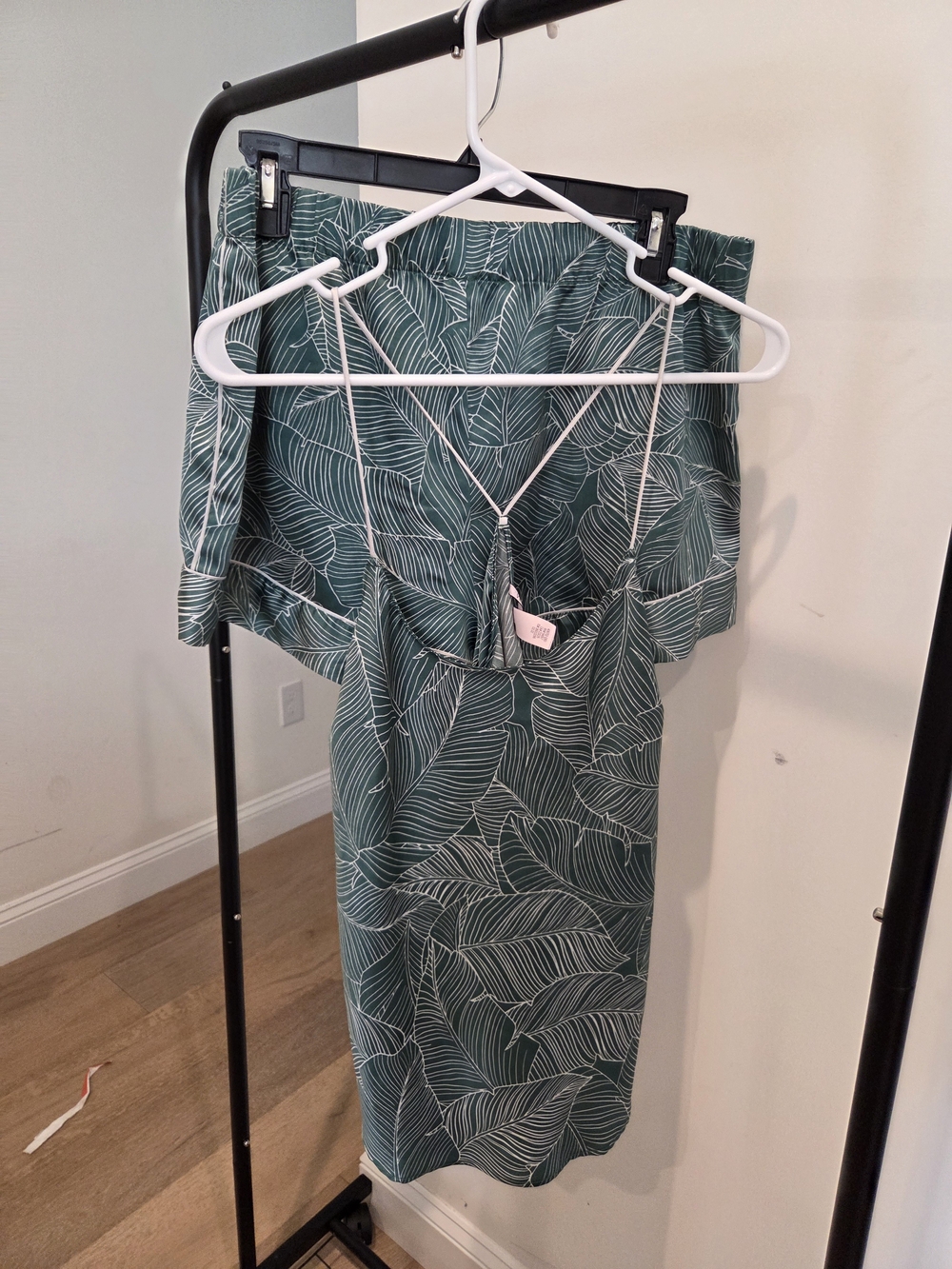 Victoria's Secret Nighty Shorts & Tank Green/White